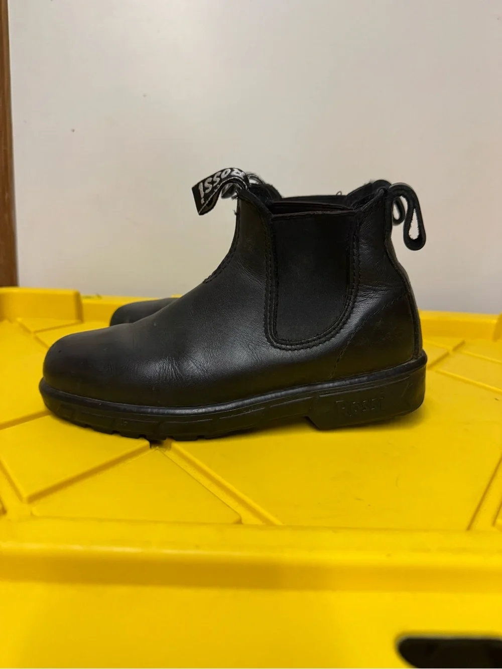 Rossi Endura Chelsea Boots Size 5 Black Leather Made in Australia Work Boots